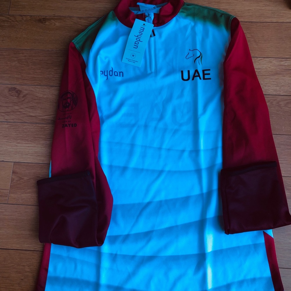 NWT Men’s UAE long sleeve sports shirt M